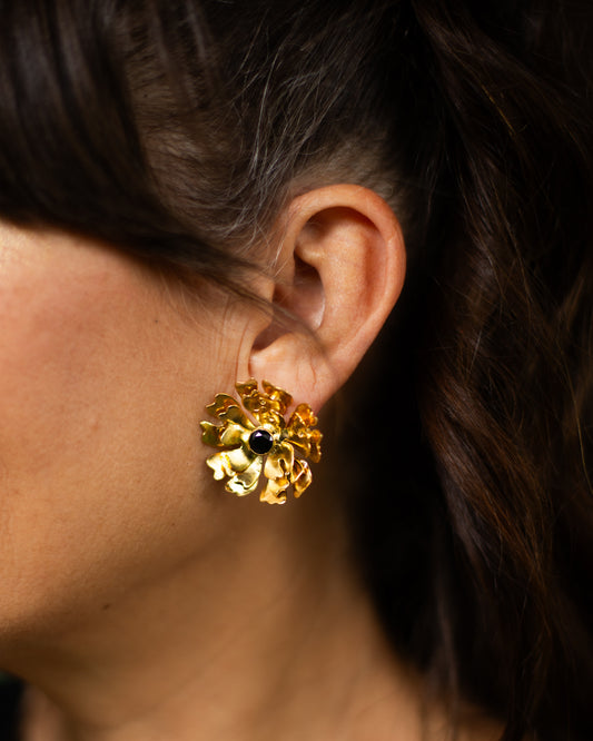 Blooming Bell Stud Gold