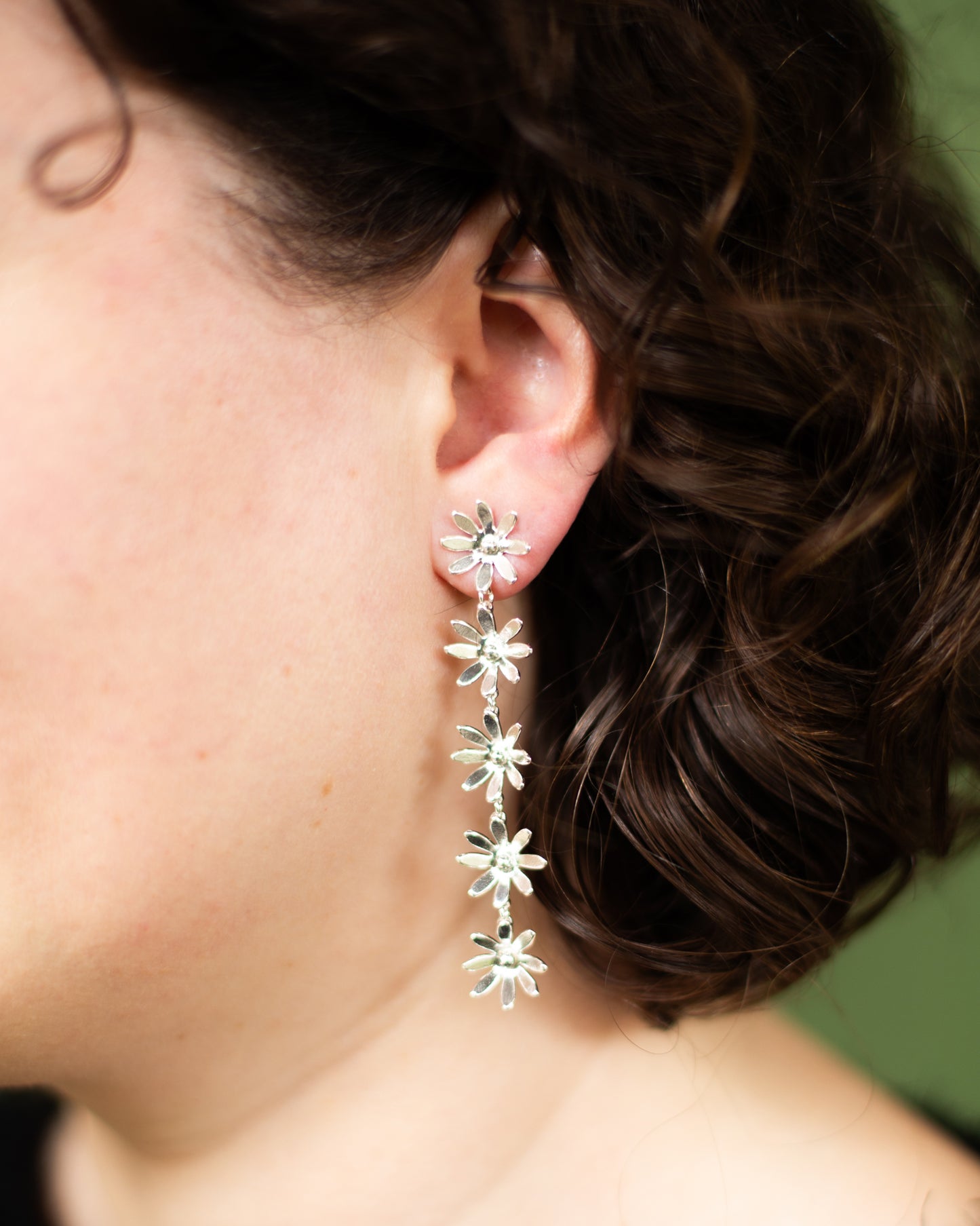 Daisy Chain Drop Silver